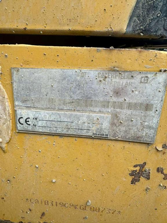 Caterpillar 319C Photo 3