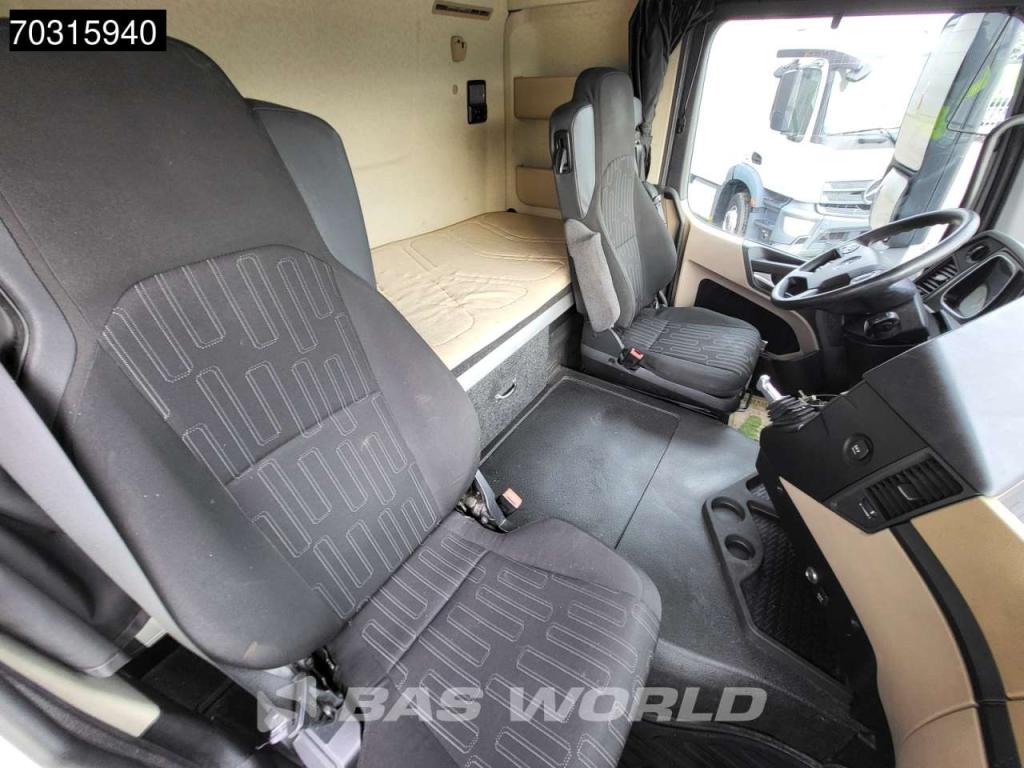 Mercedes-Benz Actros 1843 4X2 ClassicSpace Retarder Photo 24