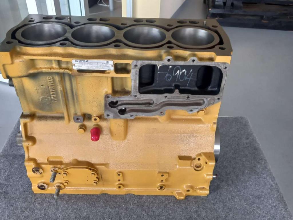 Short block engine for Caterpillar 3054C Photo 1