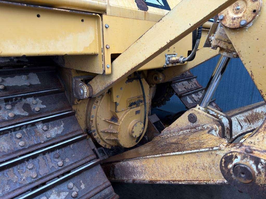 Caterpillar D 6 R XL III Photo 9