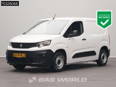 Peugeot Partner 110pk Benzine L1H1 Trekhaak Navi Airco Cruise Parkeersensoren Euro6 L1 Kompakt A/C Towbar C sold by BAS World B.V.