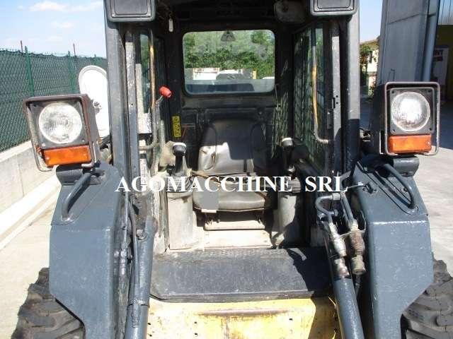 New Holland LS170 Photo 9
