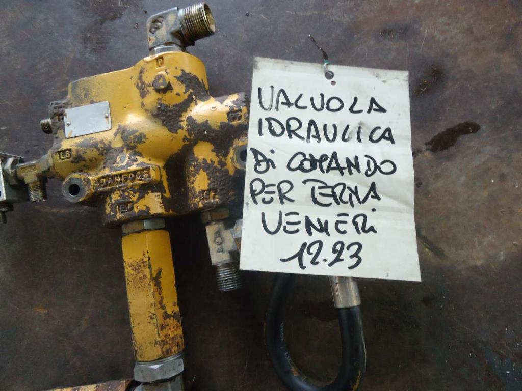 Hydraulic valve for Venieri 12.23 Photo 3