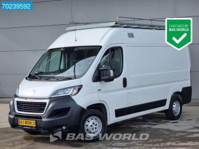 Peugeot Boxer 2.2 HDi L2H2 Airco Cruise Imperiaal Euro6 120PK Airco Cruise control sold by BAS World B.V.