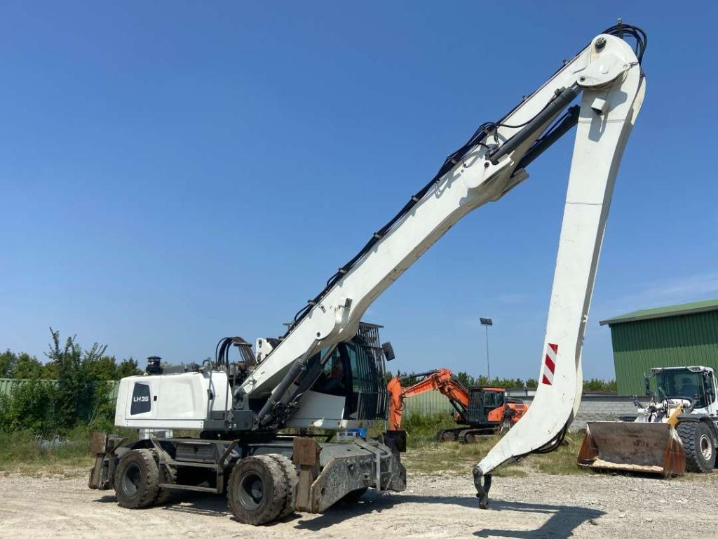 Liebherr LH 35 Photo 1