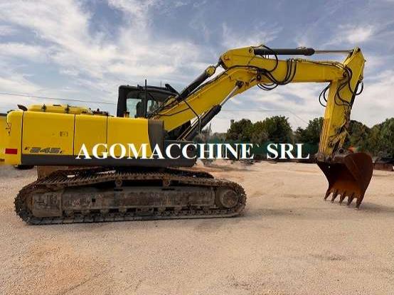 New Holland E245C Photo 7