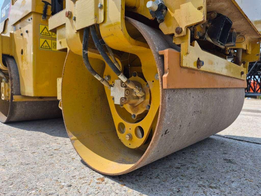 Caterpillar CB1.7 Photo 17