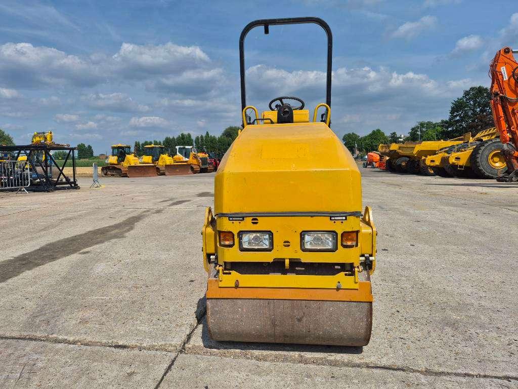 Caterpillar CB1.7 Photo 3