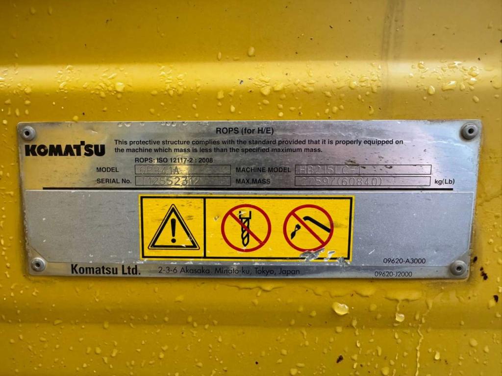 Komatsu HB215LC-1 HB Photo 19