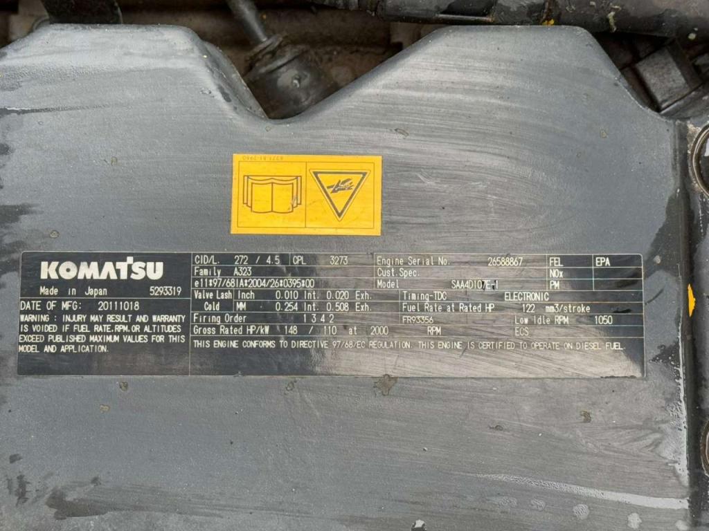 Komatsu HB215LC-1 HB Photo 27