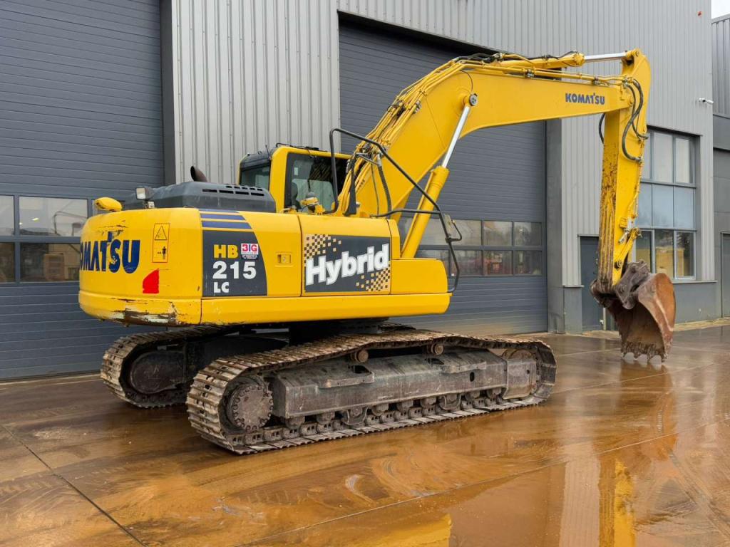 Komatsu HB215LC-1 HB Photo 5