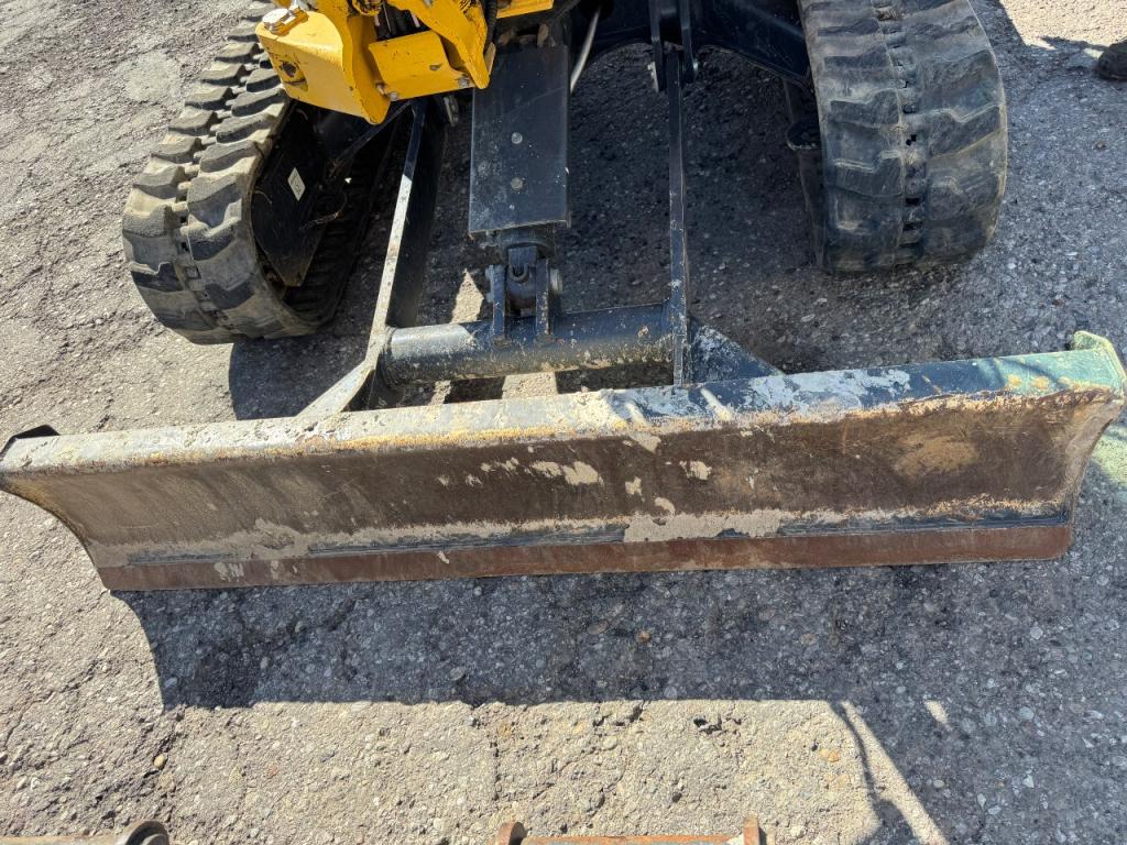 Komatsu PC35 MR-5 Photo 11