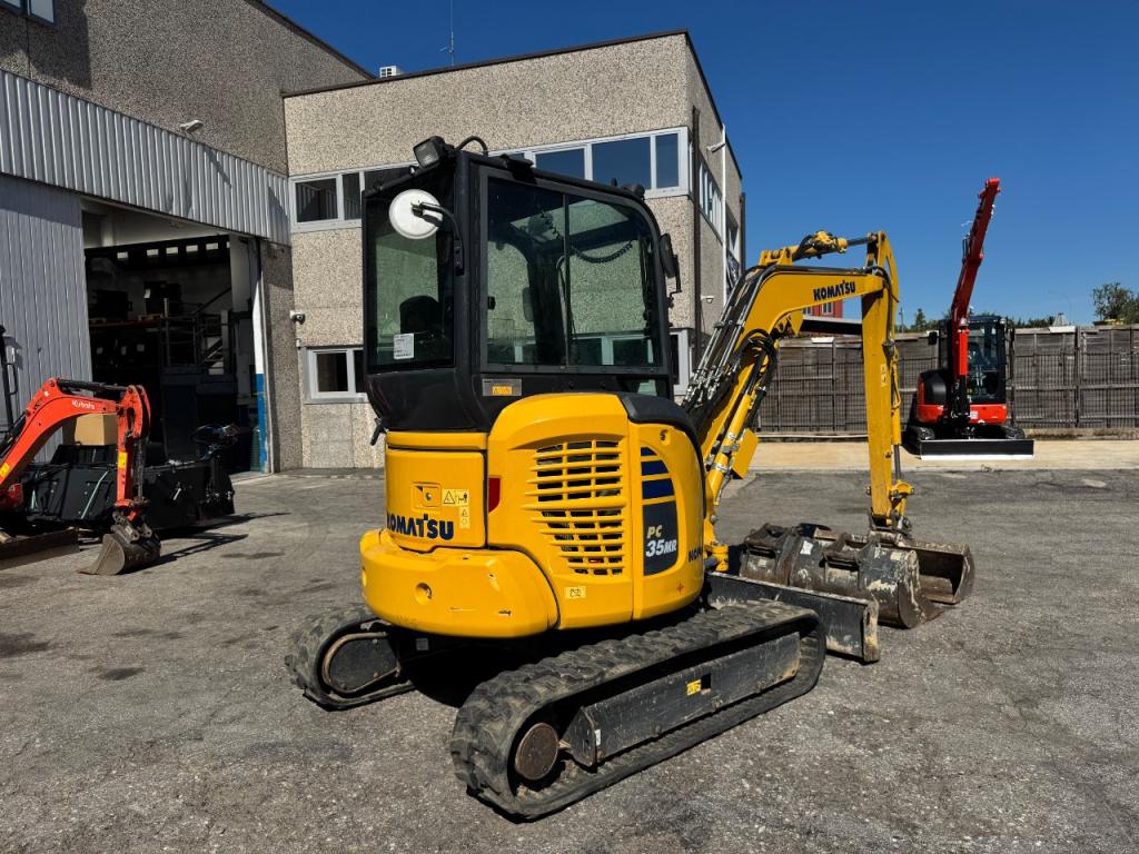 Komatsu PC35 MR-5 Photo 7
