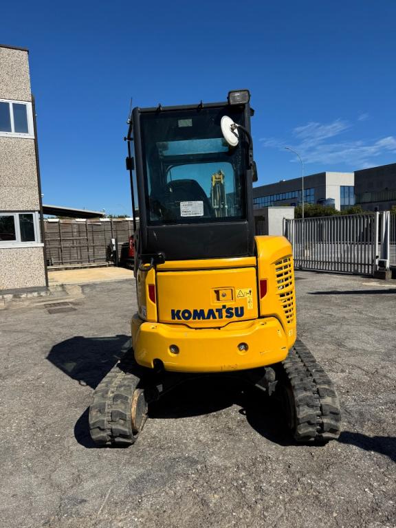 Komatsu PC35 MR-5 Photo 8