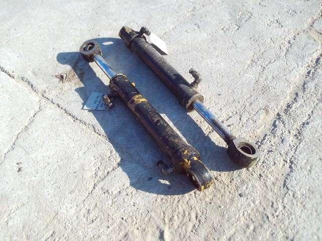 Steering piston for Fiat Hitachi W170 Photo 2