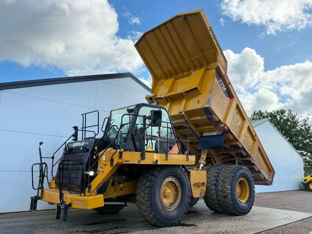 Caterpillar 775F - German Machine / Auto Greasing Photo 14