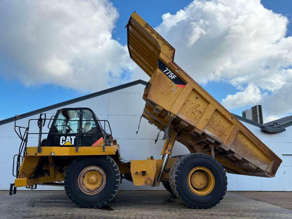 Caterpillar 775F - German Machine / Auto Greasing Photo 15