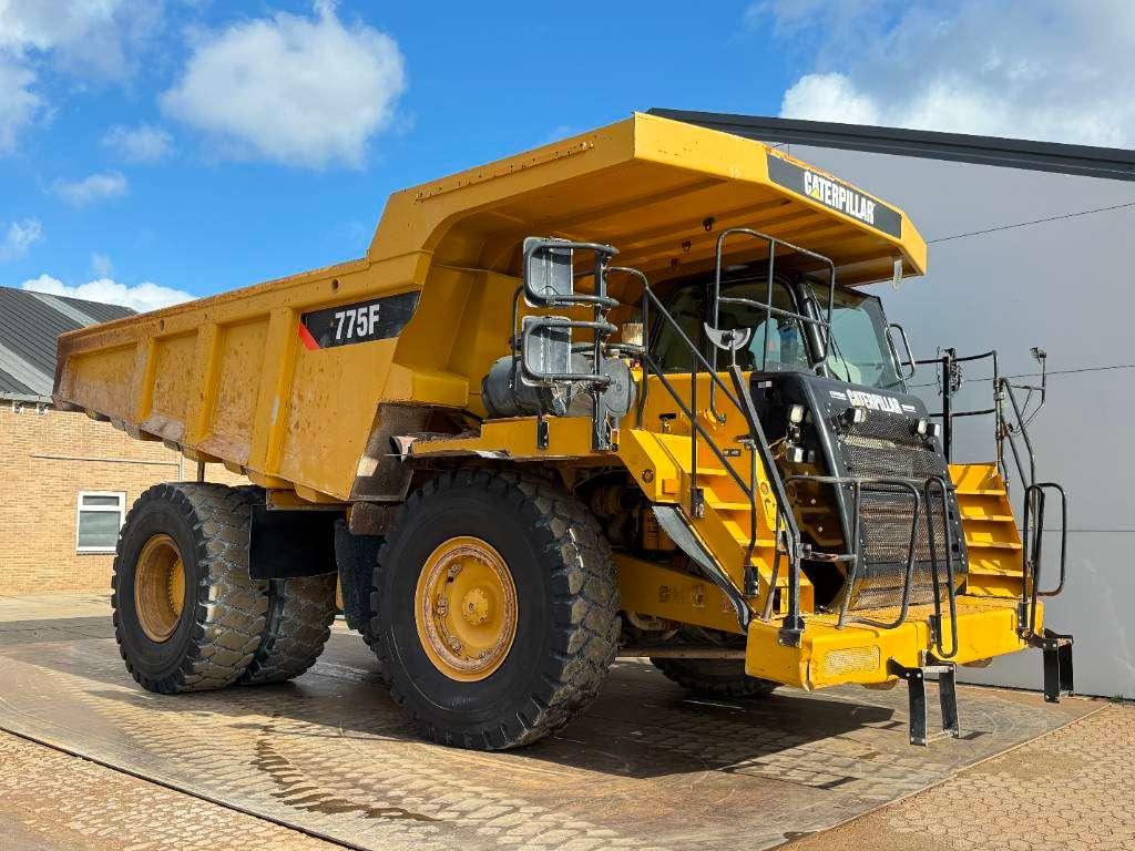 Caterpillar 775F - German Machine / Auto Greasing Photo 7