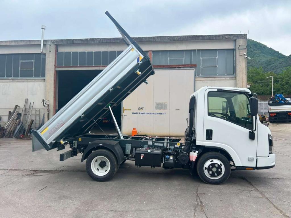 Isuzu M27 NEW GENERATION Photo 13