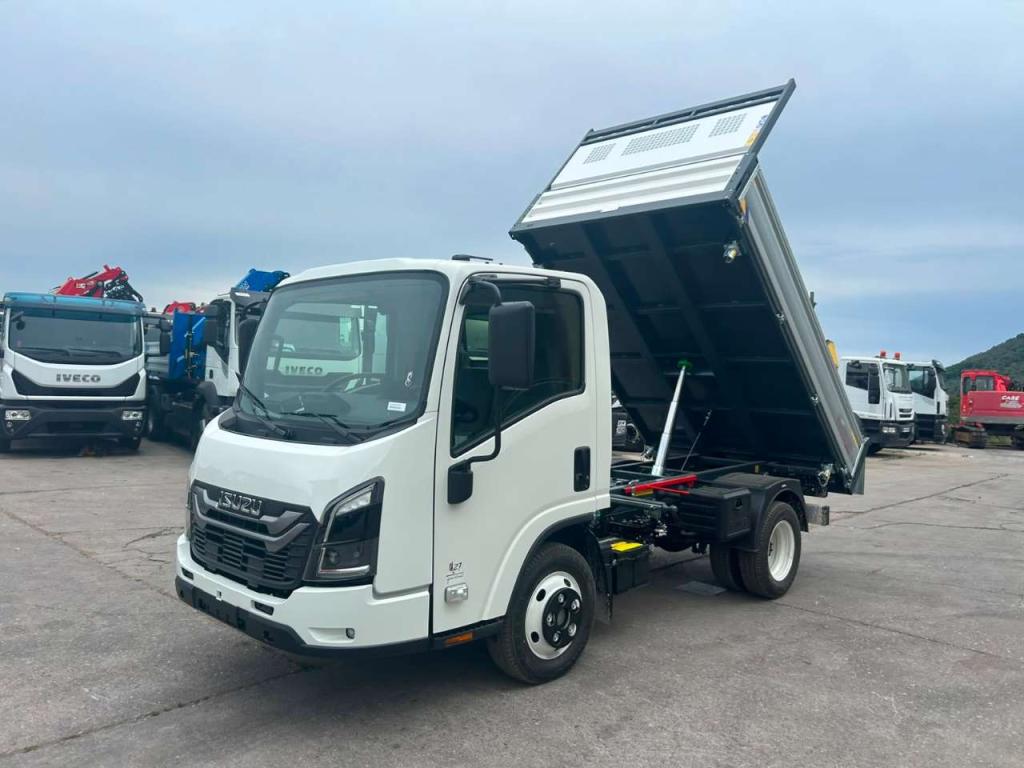 Isuzu M27 NEW GENERATION Photo 4