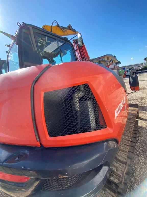 Kubota KX080-4A Photo 6