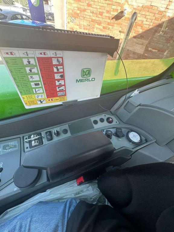 Merlo P40.17 Photo 24