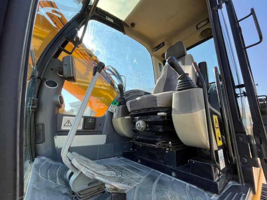 JCB JS 190 NC Photo 12