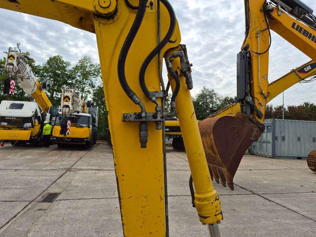 Komatsu PW 118 MR-8 Photo 20