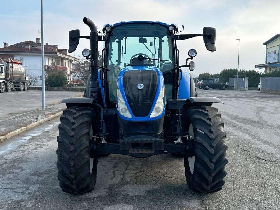 New Holland T5.120 4x4 Photo 16