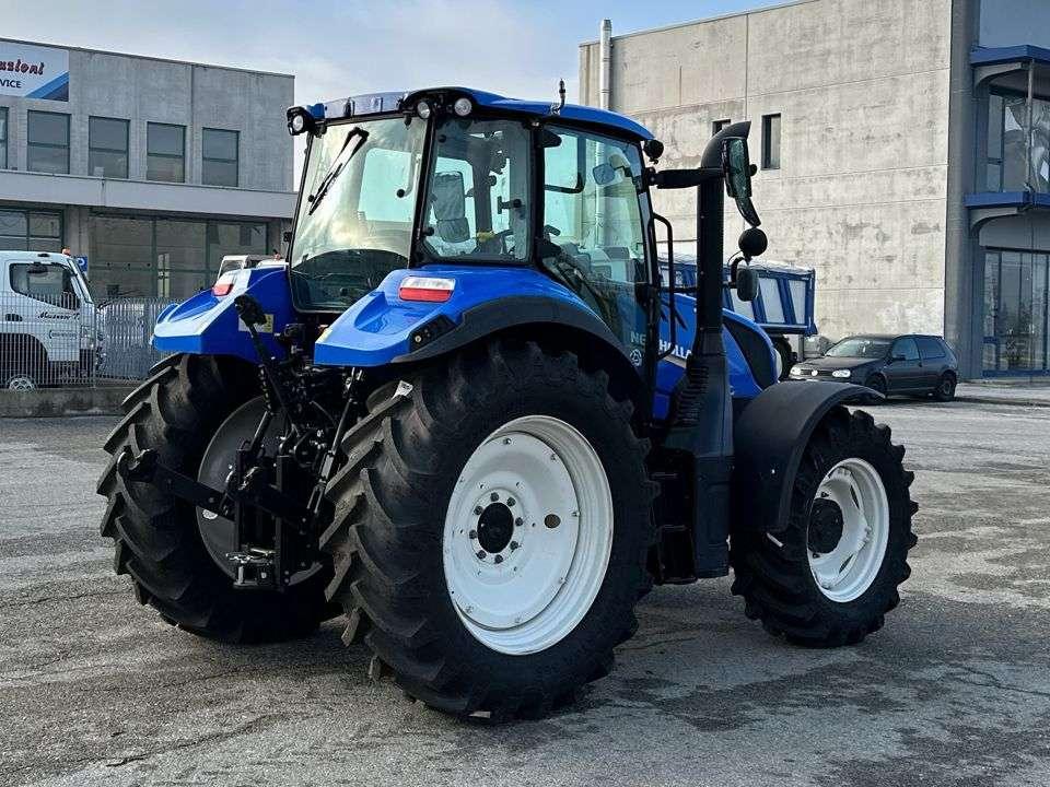 New Holland T5.120 4x4 Photo 18