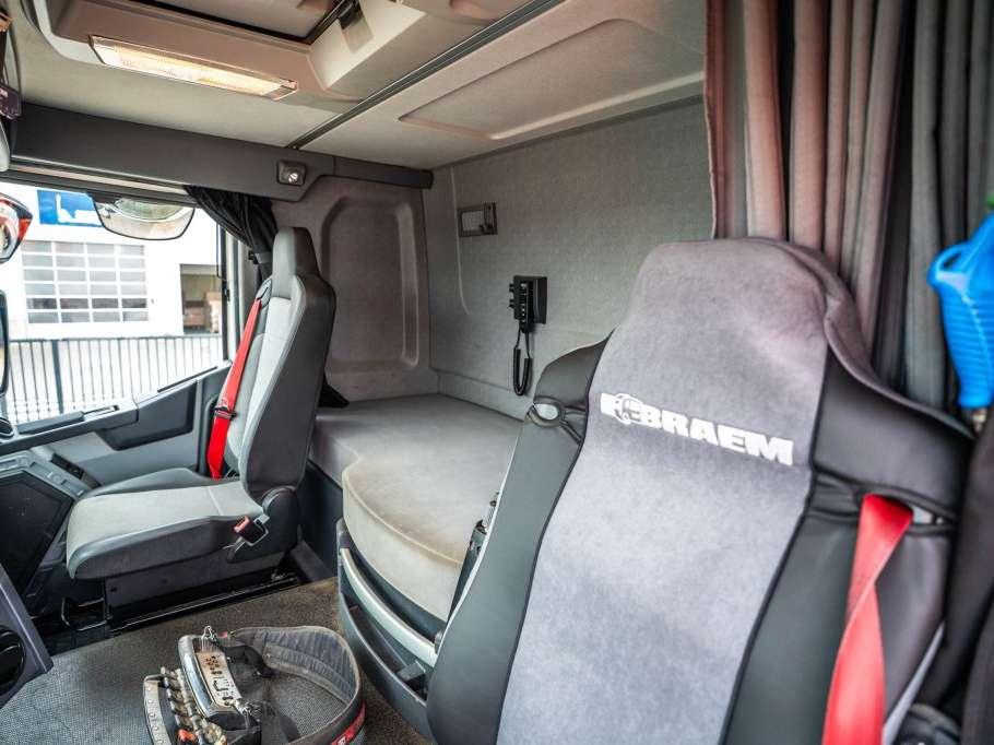 Renault C 430 -6X4 + HIAB 14T/m/3ext. Photo 15