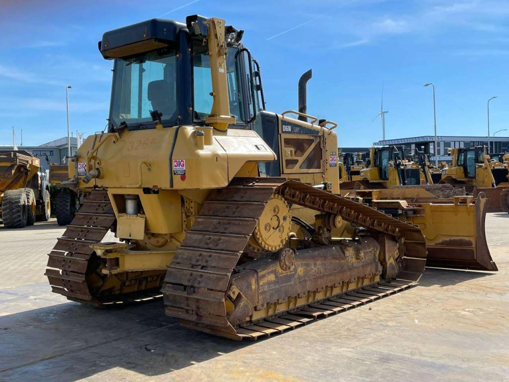 Caterpillar D6N LGP Photo 5