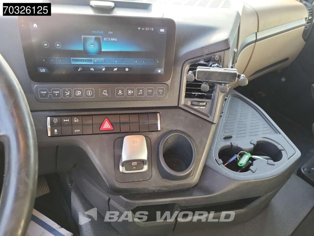Mercedes-Benz Actros 1842 4X2 StreamSpace Standklima Photo 18