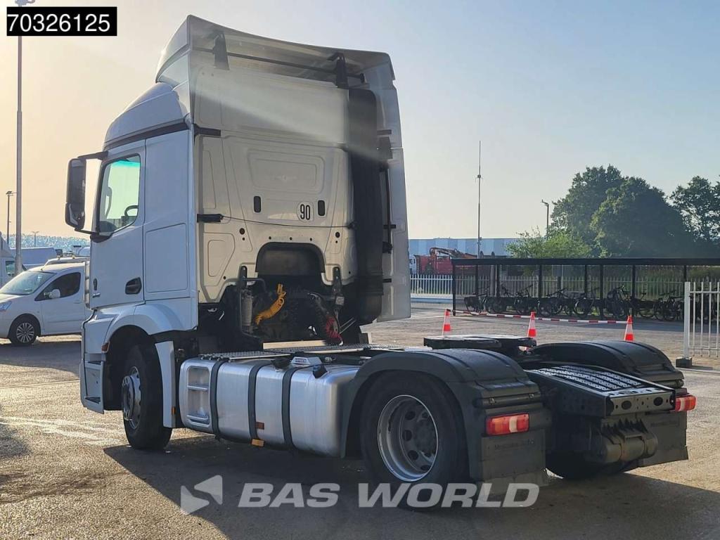Mercedes-Benz Actros 1842 4X2 StreamSpace Standklima Photo 2