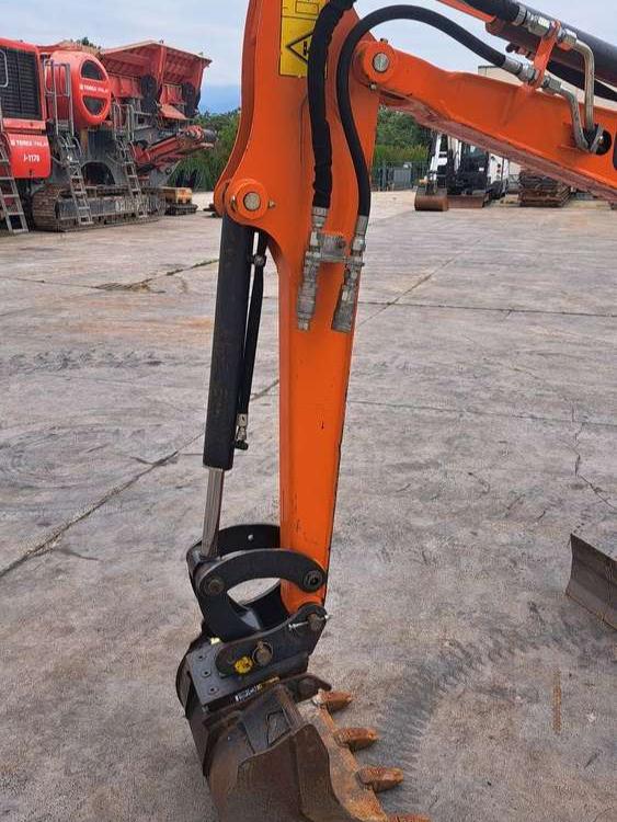Doosan DX17Z Photo 13