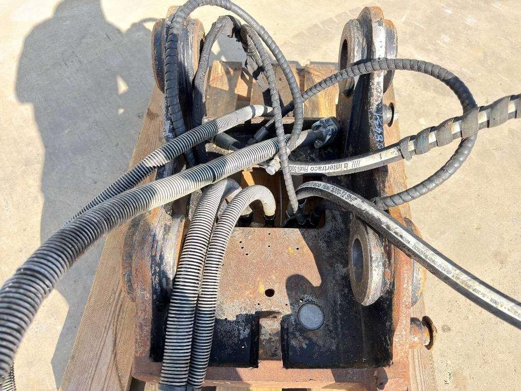 OilQuick OQ65 - M318D / M320F / M322D / 320D / 320E / 323D Photo 16