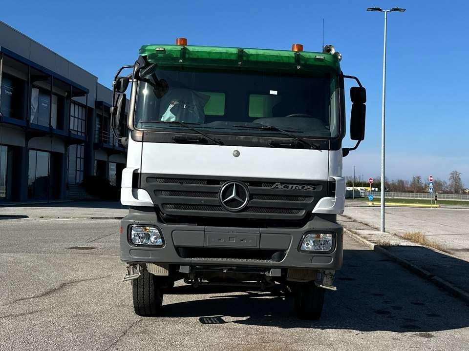 Mercedes-Benz benz  4146 AKN 8X8 Photo 18