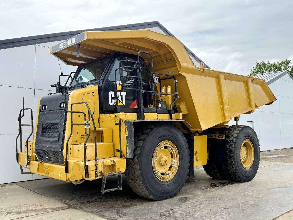 Caterpillar 772G - Automatic Greasing / Body Heating Photo 1