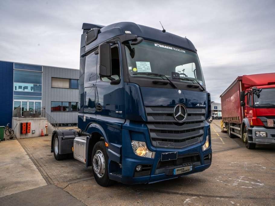 Mercedes-Benz ACTROS 1846 LS Photo 2