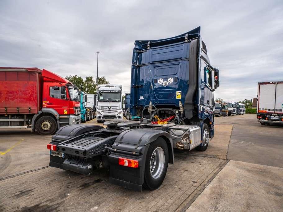 Mercedes-Benz ACTROS 1846 LS Photo 4