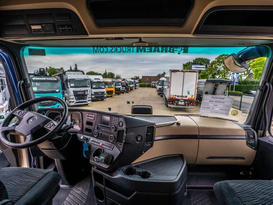 Mercedes-Benz ACTROS 1846 LS Photo 7