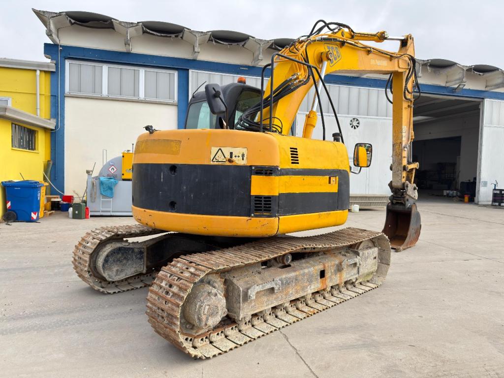 JCB JZ 140 Photo 3