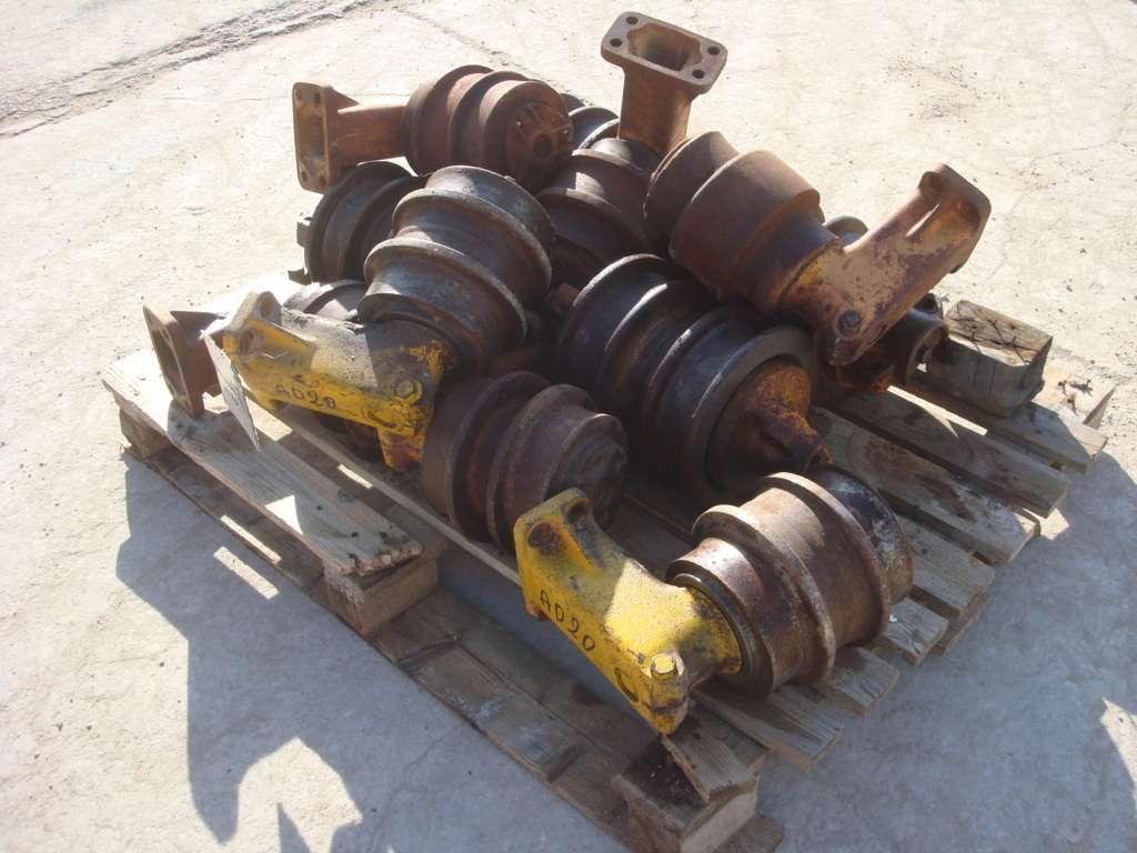 Upper and lower rollers for DOZER AD20 Photo 5