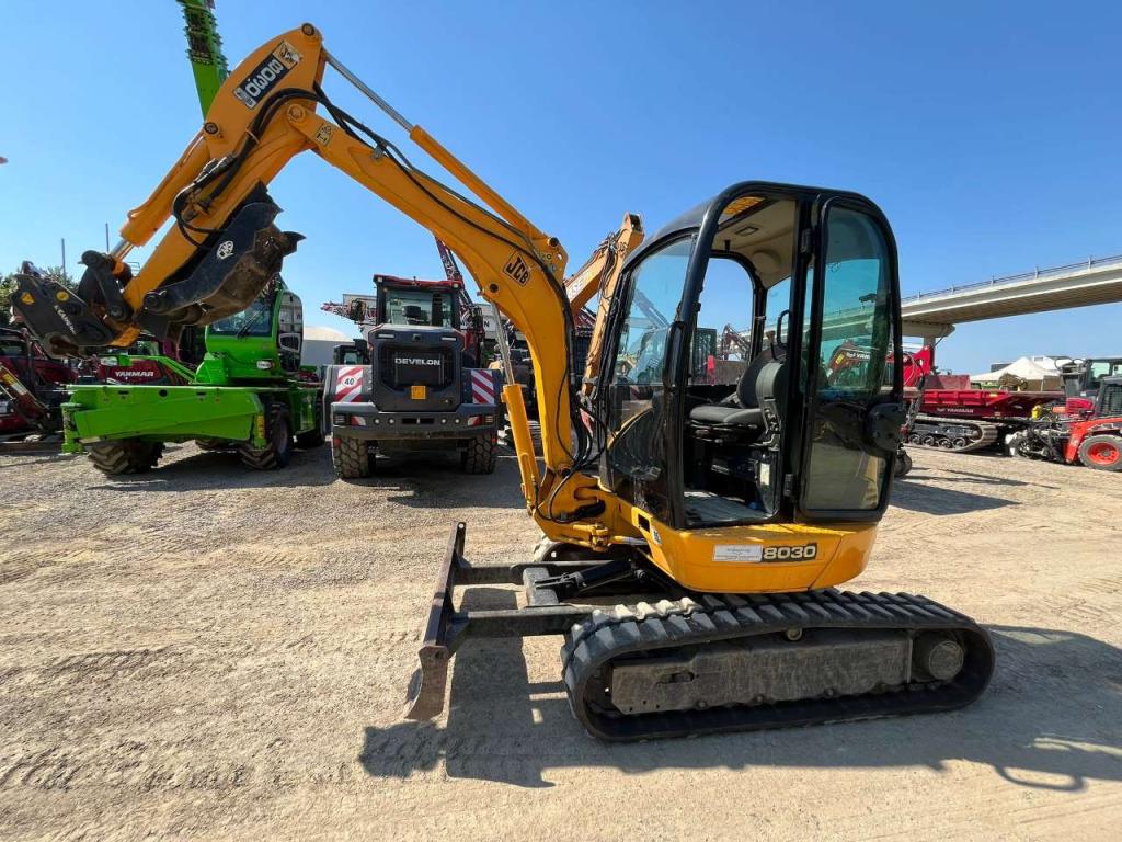 JCB 8030 Photo 3