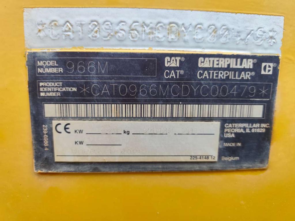 Caterpillar 966M Photo 17