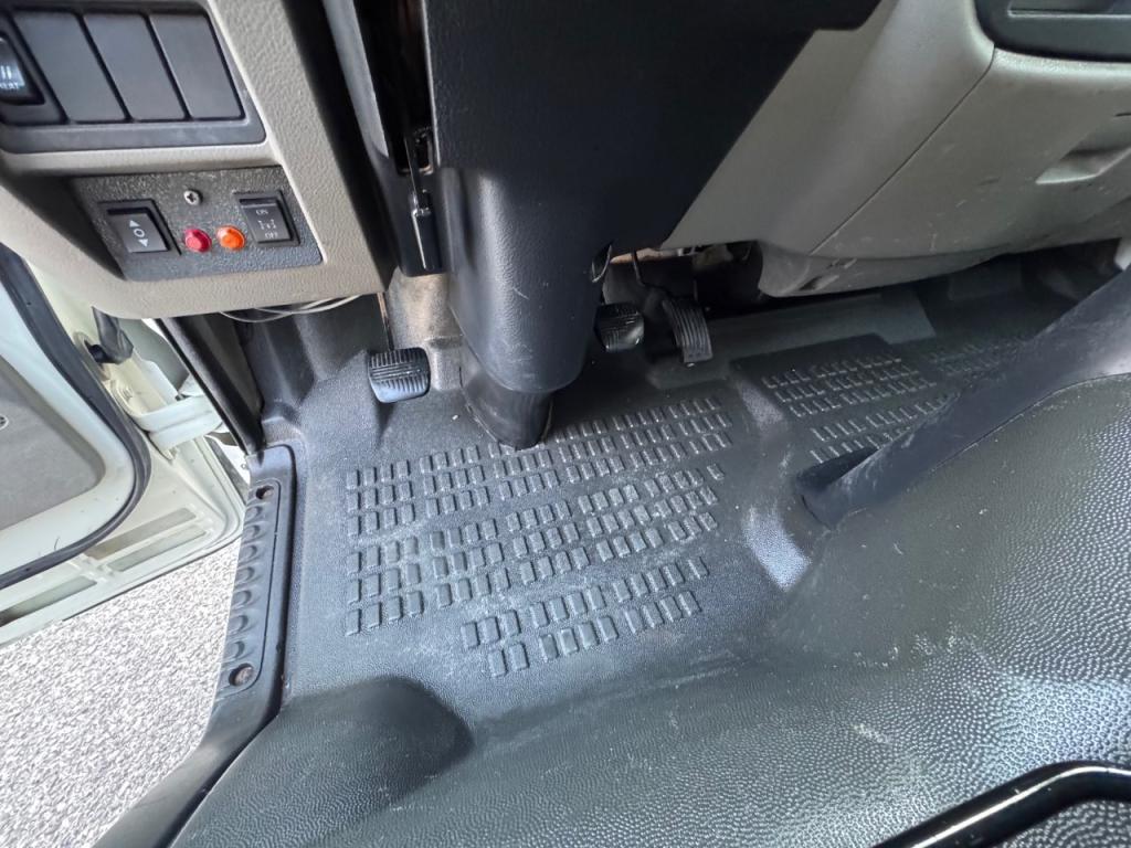 Nissan CABSTAR 35.11 Photo 23