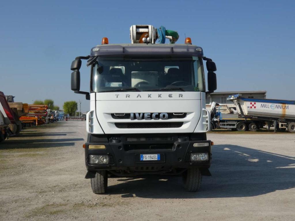 Iveco trakker 450 Photo 5