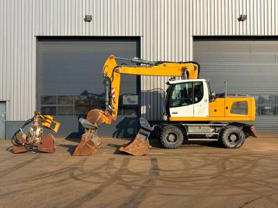 Liebherr A920 Litronic sold by Big Machinery