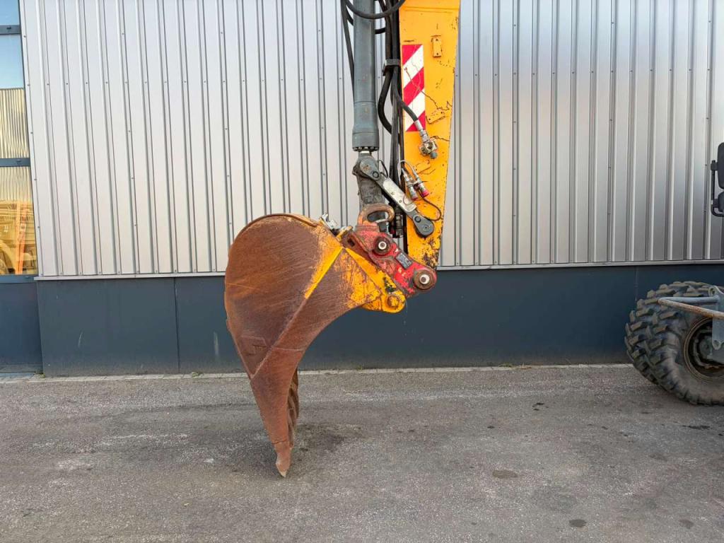Liebherr A920 Litronic Photo 18