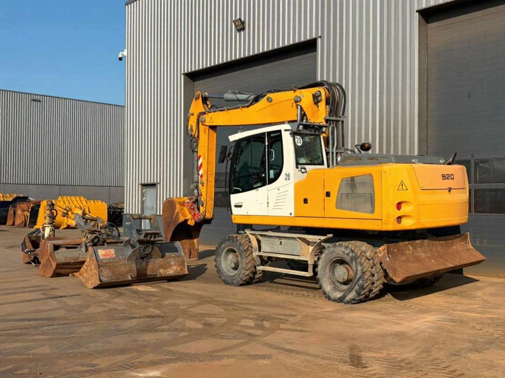 Liebherr A920 Litronic Photo 3